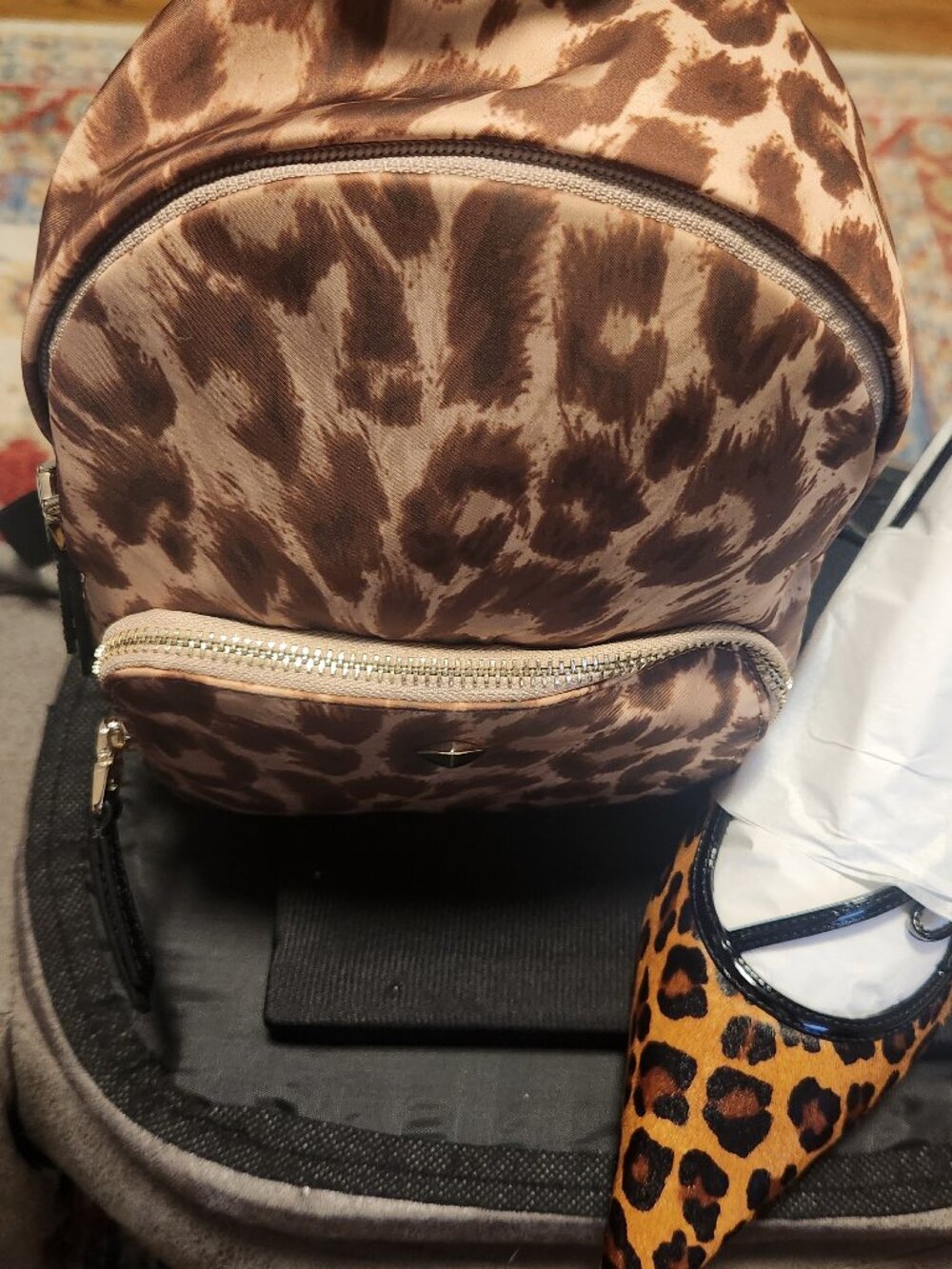 Leopard Love! Handbag and shoes dynamic duo set. New